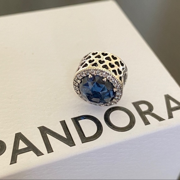 Pandora Blue CZ Radiant Heart Charm - Picture 3 of 6